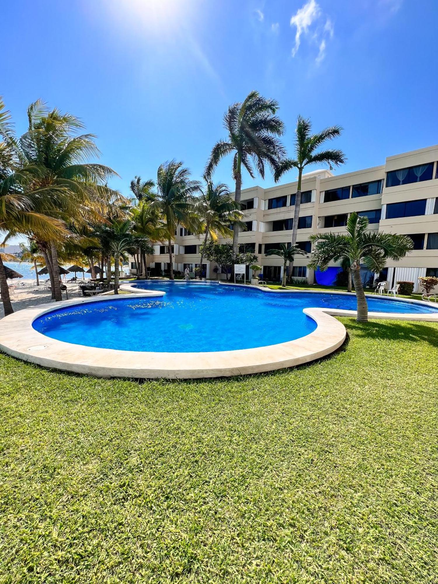 Bello Mar De Cancun, Beautiful 2Br 2Ba Condo Overlooking Beach Spectacular View! Εξωτερικό φωτογραφία